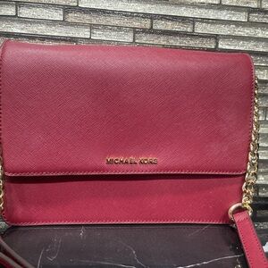 Michael Kors maroon LG Gusset Leather Chain Crossbody